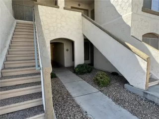 Photo #5: 2620543 Listing