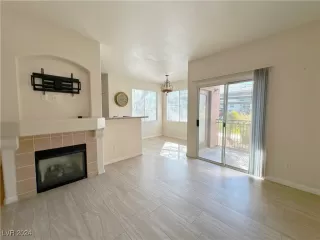 Photo #3: 2620556 Listing 