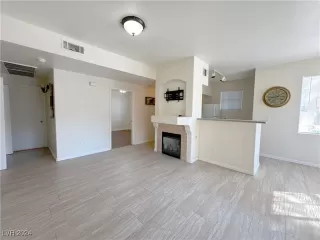 Photo #4: 2620556 Listing 