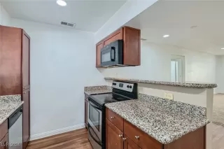 Photo #3: 2620610 Listing 