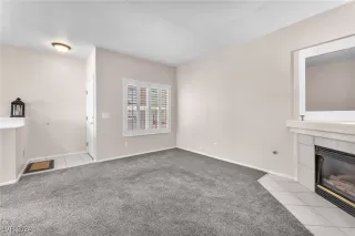 Photo #4: 2620641 Listing