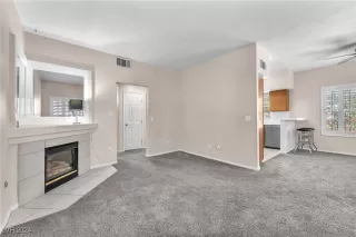 Photo #5: 2620641 Listing