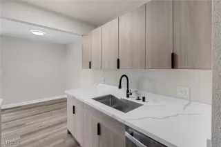 Photo #6: 2620645 Listing