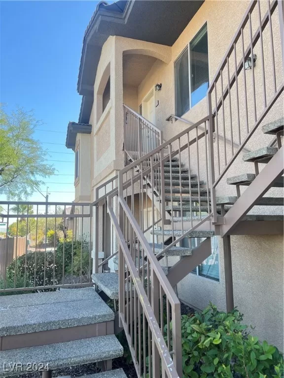 MLS: 2620682 Condo For Sale