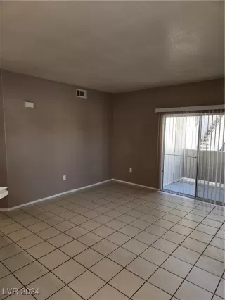 Photo #2: 2620700 Listing 