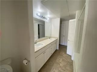 Photo #3: 2620702 Listing 