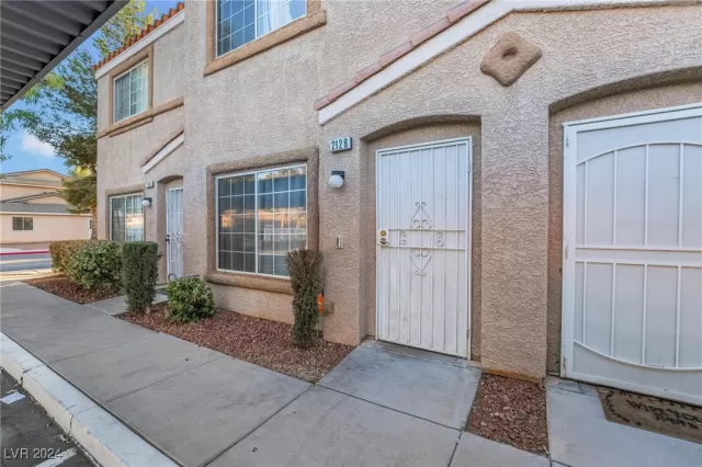 MLS: 2620751 Condo For Sale