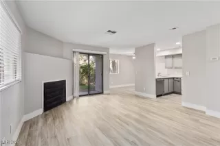 Photo #1: 2620792 Listing 