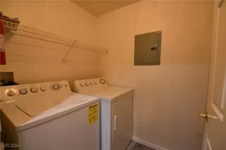 Photo #4: 2620807 Listing