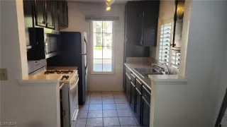 Photo #4: 2620859 Listing 