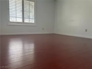 Photo #6: 2620859 Listing 