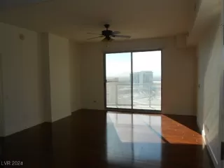 Photo #5: 2620865 Listing 