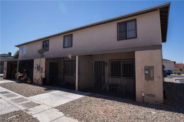 MLS: 2620866 Condo For Sale