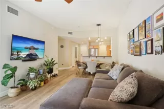 Photo #5: 2620878 Listing 