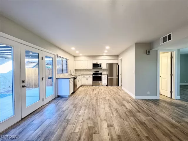 MLS: 2620904 Condo For Sale