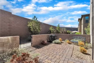 Photo #3: 2620918 Listing 