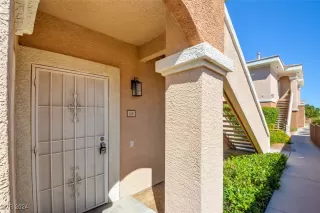 Photo #2: 2620921 Listing 