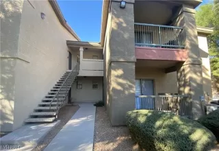 Photo #1: 2620933 Listing 