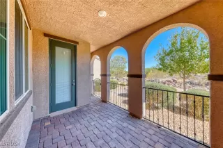 Photo #3: 2620963 Listing