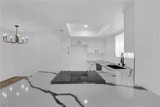 Photo #1: 2620974 Listing