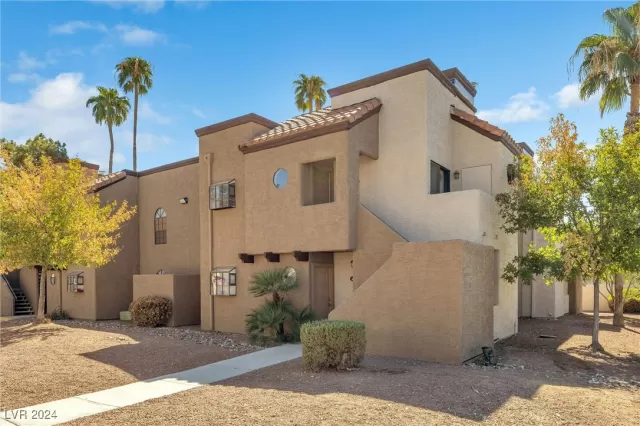 MLS: 2620981 Condo For Sale