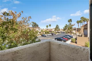 Photo #3: 2620981 Listing 