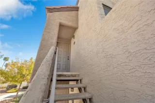 Photo #4: 2620981 Listing 