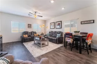 Photo #6: 2620994 Listing