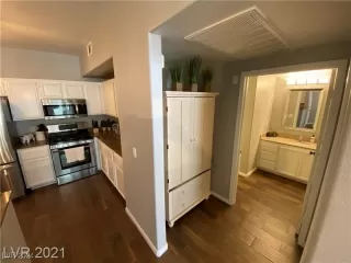 Photo #6: 2620995 Listing 