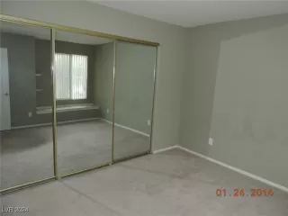 Photo #2: 2621004 Listing