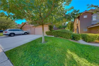 Photo #1: 2621012 Listing