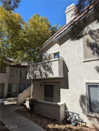 Photo #5: 2621018 Listing 