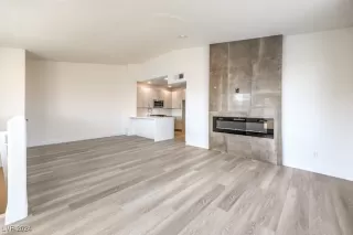 Photo #1: 2621019 Listing