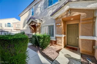Photo #2: 2621052 Listing