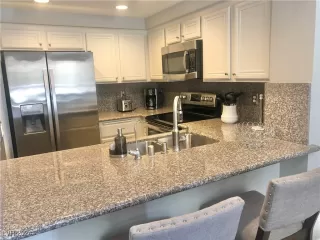 Photo #5: 2621106 Listing 