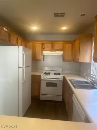 Photo #6: 2621110 Listing 
