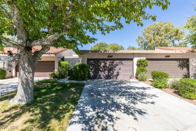 MLS: 2621131 Condo For Sale