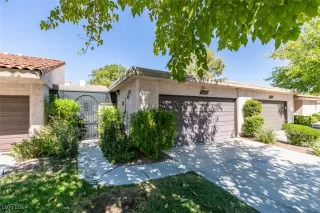 Photo #1: 2621131 Listing