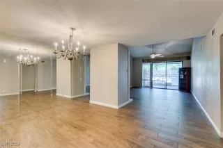 Photo #6: 2621131 Listing