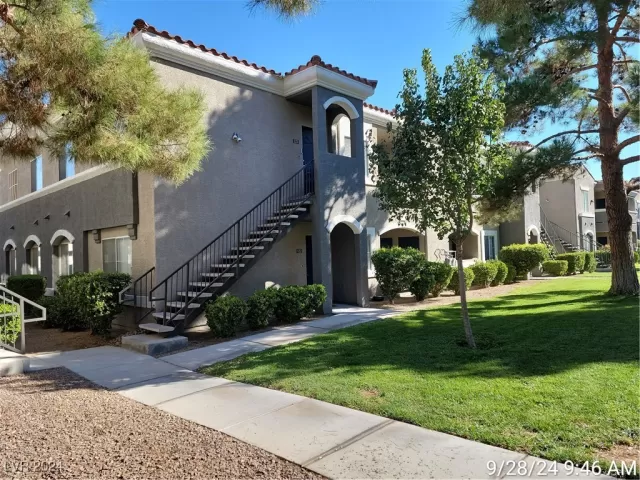 MLS: 2621148 Condo For Sale