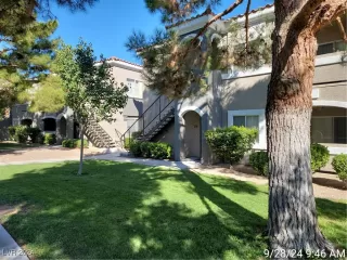 Photo #1: 2621148 Listing 