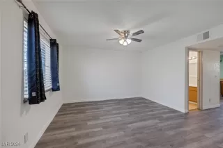 Photo #4: 2621172 Listing 