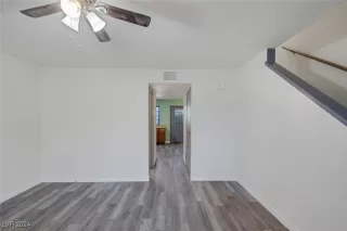 Photo #5: 2621172 Listing 