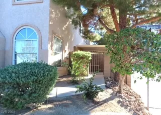 Photo #2: 2621181 Listing 