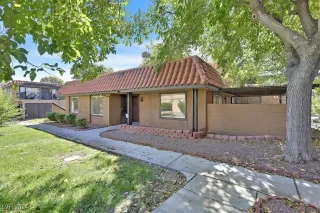 Photo #1: 2621214 Listing