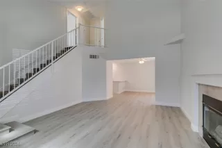 Photo #3: 2621231 Listing 