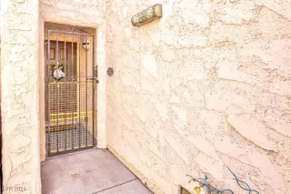 Photo #2: 2621337 Listing 