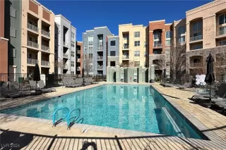 Photo #1: 2621340 Listing 