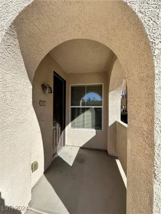 Photo #1: 2621341 Listing 