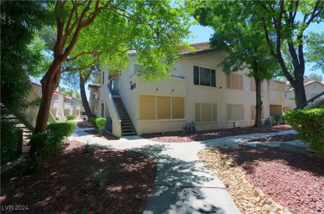 MLS: 2621353 Condo For Sale